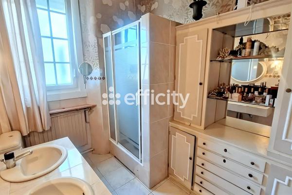 Maison 5 pièces - 168 m² Exclusivité efficity