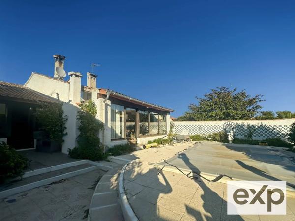 Maison en vente à Pélissanne avec piscine et 4 chambres.