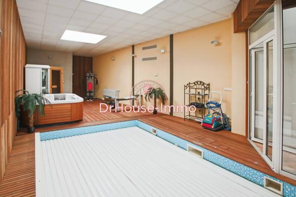 Maison à vendre 7 pièces de 217 m²