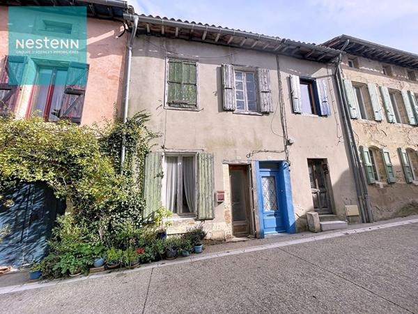 A vendre, maison de village 4 pièces de 98m² à rénover entièrement à Saint Felix Lauragais