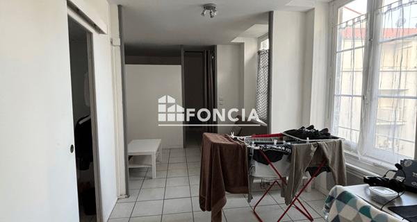 À vendre Studio 34 m² - Clermont-ferrand 63000