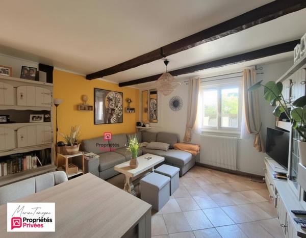 Maison individuelle avec jardin sans vis-à-vis, 5 chambres,  stationnement privatif et tramway à 5 minutes."