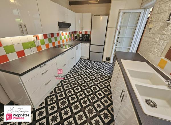 Maison individuelle avec jardin sans vis-à-vis, 5 chambres,  stationnement privatif et tramway à 5 minutes."