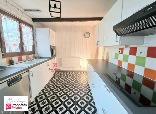 Maison individuelle avec jardin sans vis-à-vis, 5 chambres,  stationnement privatif et tramway à 5 minutes."