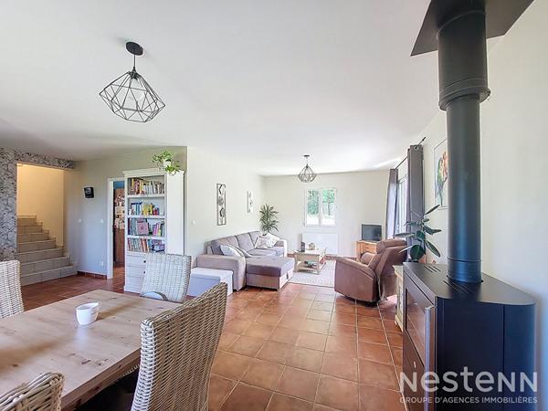 À vendre : Maison contemporaine de 153 m² avec demi-sous-sol à Gondrin, sur terrain de 3500 m²