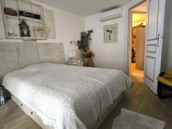 Maison au calme avec deux logements et garage