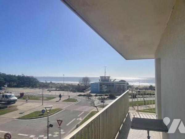 APPARTEMENT FACE MER 6 pièces  2 caves - 2 places de stationnement