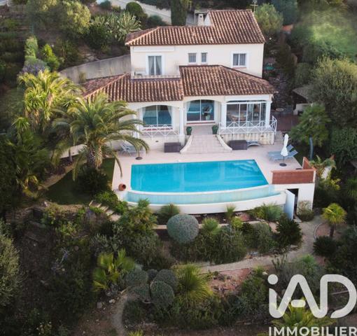 Maison à vendre 6 pièces 142 m² La Londe-les-Maures