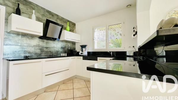 Maison à vendre 6 pièces 142 m² La Londe-les-Maures