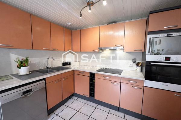 Maison 81 m², 2 chambres à coucher, garage