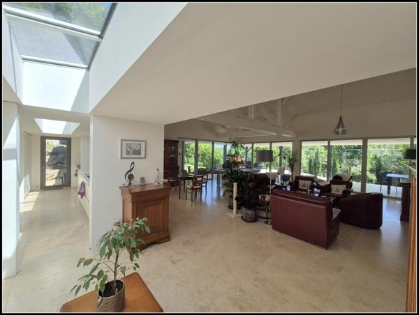 Maison contemporaine unique – Environnent magnifique, domotique, confort ultime – Proche du village de La Romieu (32480), Gers