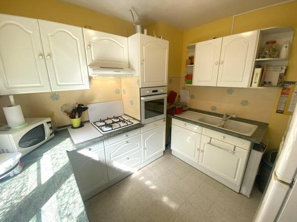 Appartement à FLEURY, 11560 - 3 pièces 65m²