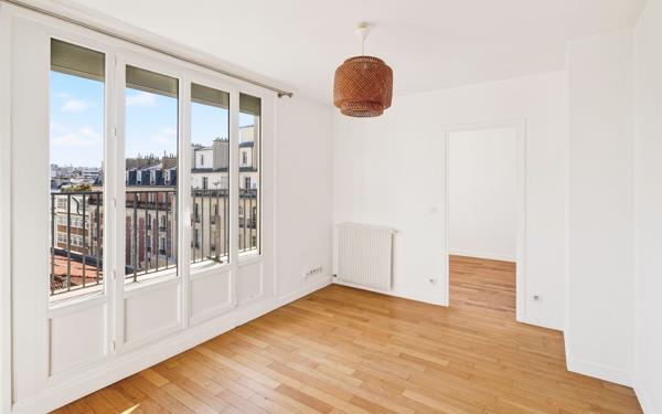 Appartement à vendre    2 pièces • 47,50 m2 Paris 11