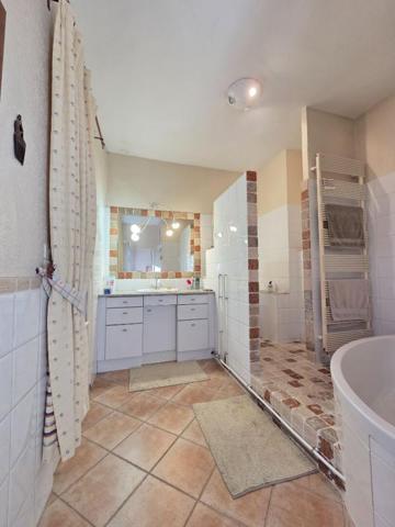 Maison  5 pièces 131 m2