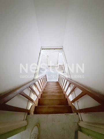 MAISON T5 AVEC GARAGE ,SOUS-SOL ET JARDIN