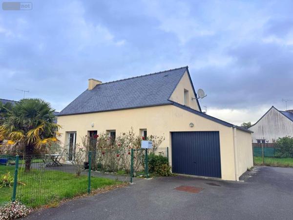 Maison à vendre à Pléneuf-Val-André dans les Côtes-d'Armor (22370), ref : 025/2603   
PLENEUF VAL ANDRE - Centre Bourg