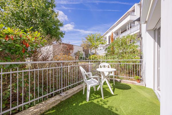 Vente
                Appartement70,97 m² - 3 Pièces -
                    ORVAULT (44700)