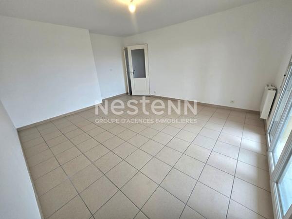 Toulouse 31200 .Proche Métro Borderouge côté Parc de la Maourine et Jardin Muséum Agréable et Grand T2 de 51.50m²  avec une partie privative tout en placard coulissant!Terrasse de 14.12m²   GARAGE cuisine séparé