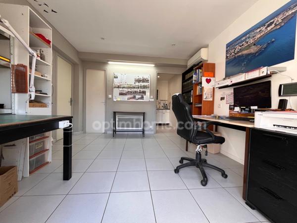 Villa 9 pièces - 235m2 - vue et proche de la mer - Cap d'Agde (34)