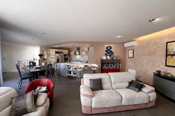 Villa 9 pièces - 235m2 - vue et proche de la mer - Cap d'Agde (34)