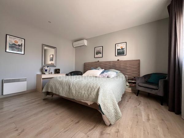 Villa 9 pièces - 235m2 - vue et proche de la mer - Cap d'Agde (34)