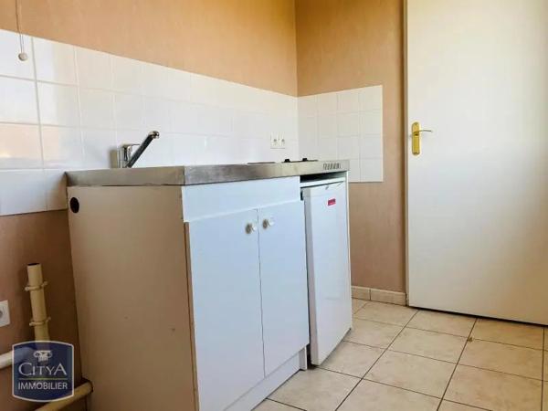 Appartement à louer 2 pièces 46.8m² Avion (62210)