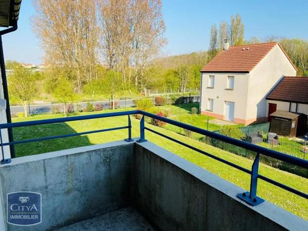 Appartement à louer 2 pièces 46.8m² Avion (62210)
