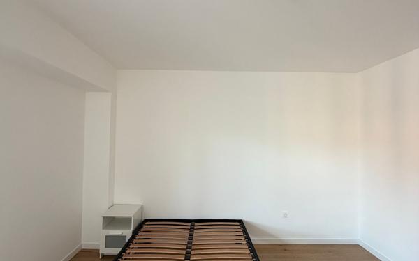 Appartement à louer    3 pièces • 65,23 m2 Saint-Ouen