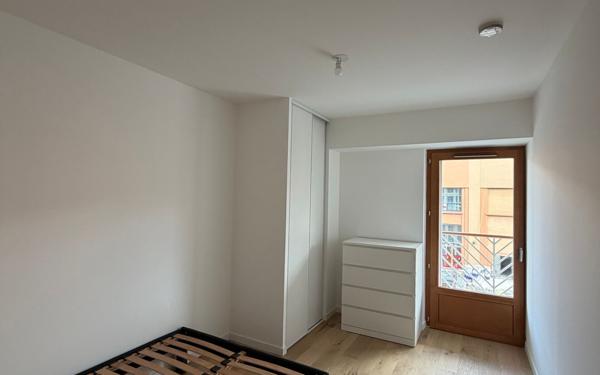 Appartement à louer    3 pièces • 65,23 m2 Saint-Ouen