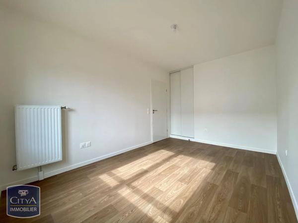 Appartement à louer 2 pièces 42.73m² Montévrain (77144)