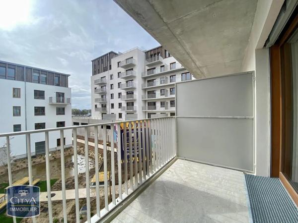 Appartement à louer 2 pièces 42.73m² Montévrain (77144)