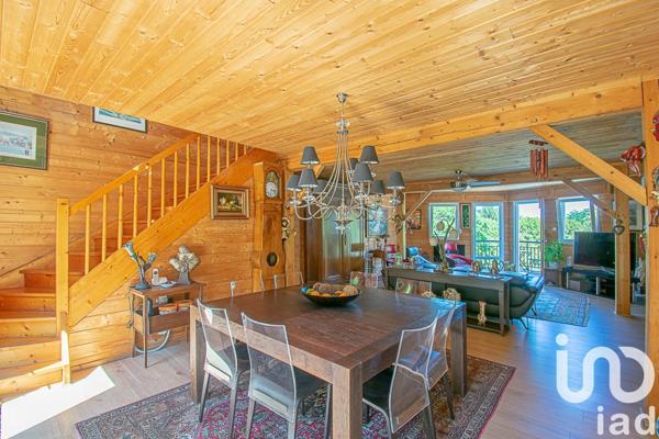 Maison 10 pièces de 233 m² à Ussac (19270)