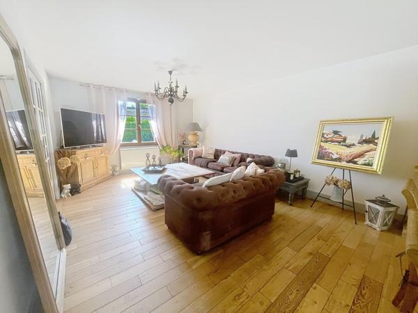 La maison idéale pour votre famille : espace, luminosité et équipements pensés pour votre confort au quotidien