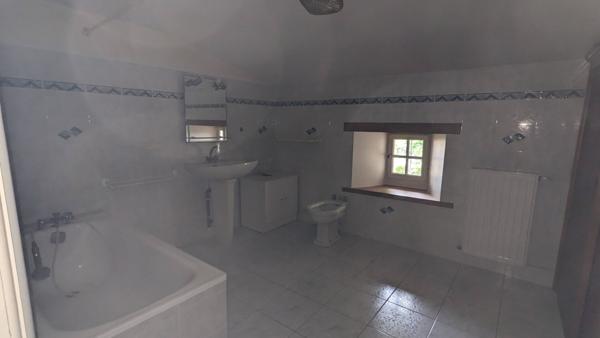 Maison de caractère - Chaunay 5 pièce(s) -151 m2