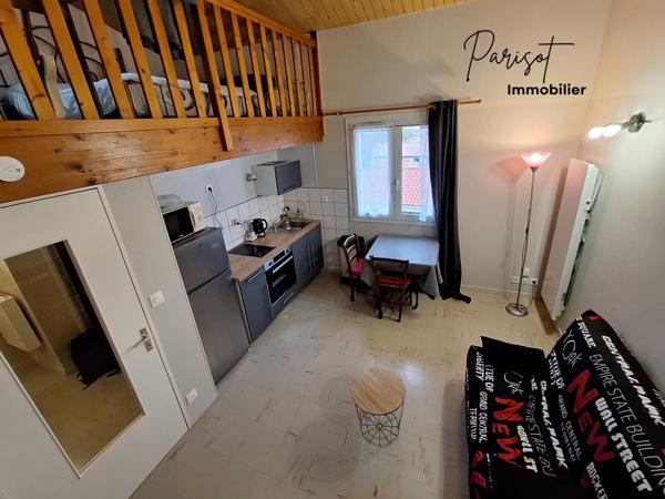 Poitiers (86000) T1 bis avec mezzanine – 32 m² – Dernier étage – Parking – Idéal investissement