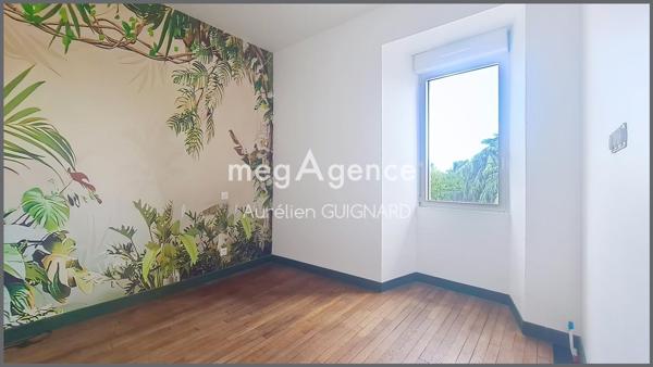 Maison à BEAULIEU-SOUS-BRESSUIRE, 79300 - 10 pièces 161m²