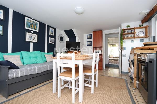 Charmante maison de ville avec jardinet, tout à pied, 2 chambres, petite cour sans vis-à-vis