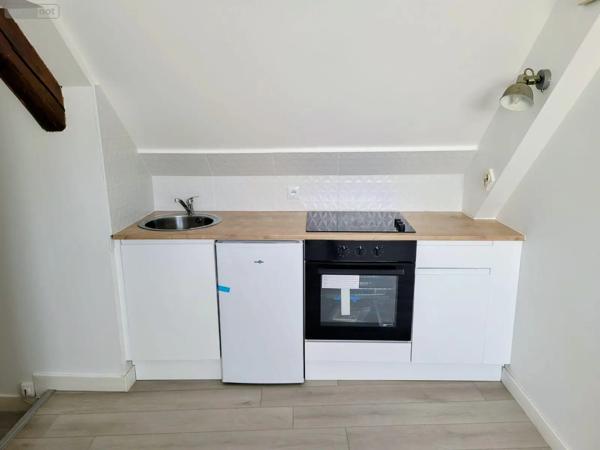 Location - Appartement Troyes 10000 22 m 2