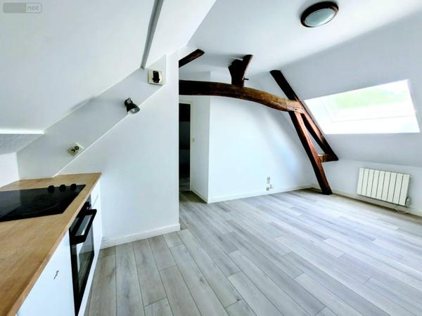 Location - Appartement Troyes 10000 22 m 2