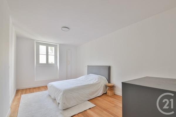 Appartement F5 à vendre  5 pièces - 108,37 m2 PARIS - 75009