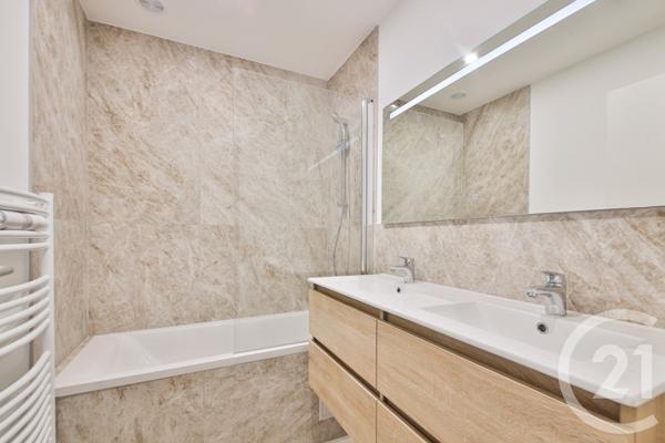 Appartement F5 à vendre  5 pièces - 108,37 m2 PARIS - 75009