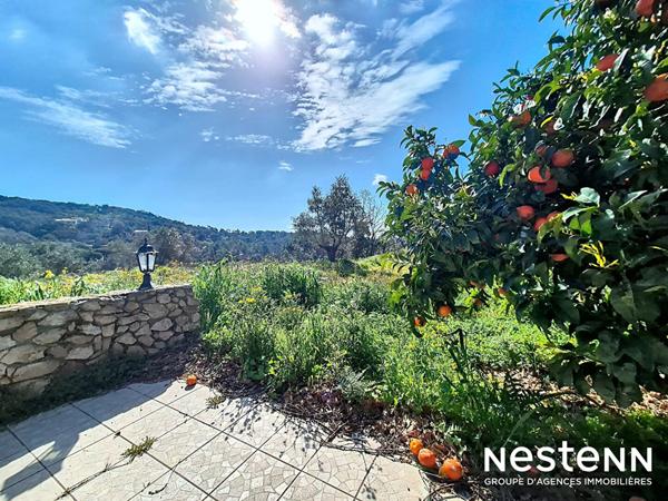 Propriété d'exception à Grimaud ? 600 m² de potentiel avec 3 piscines et plus de 7000 m² de terrain