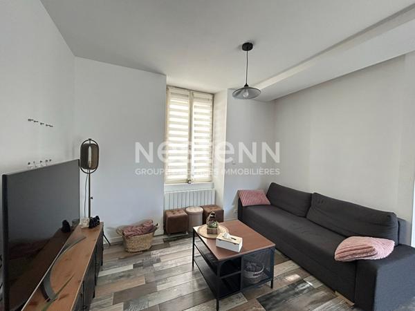 Maison rénovée avec 4 chambres au coeur de Cerans Foulletourte !