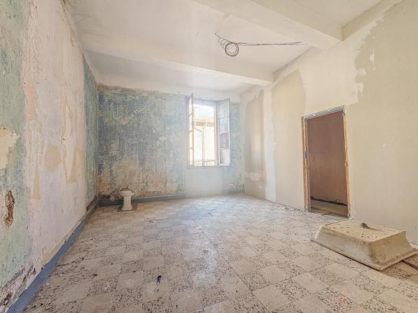 Superbe immeuble au fort potentiel de rentabilité