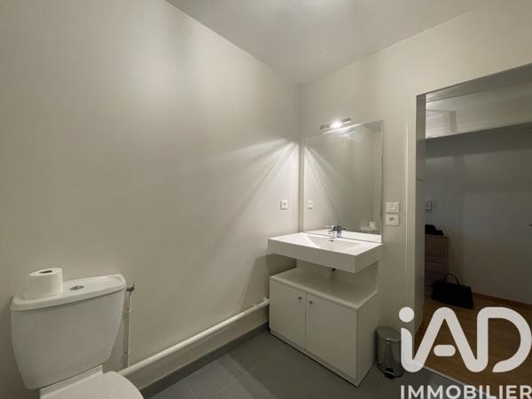 Location studio 30 m² Rennes