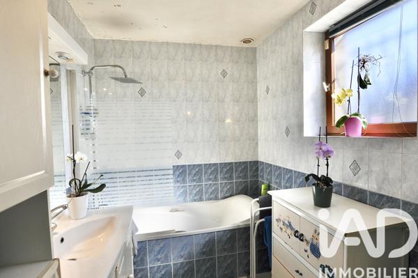 Maison à vendre 7 pièces 128,43 m² Ecquevilly
