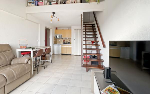 Appartement à vendre    3 pièces • 46,48 m2 Fréjus