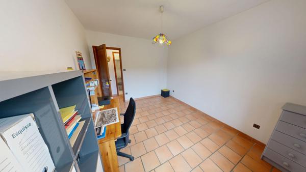 Maison plain pied à Pennautier avec Piscine et garage