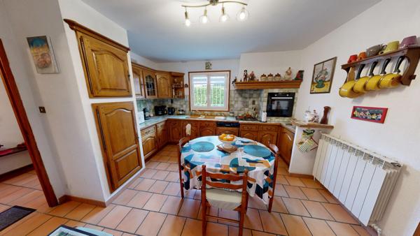 Maison plain pied à Pennautier avec Piscine et garage