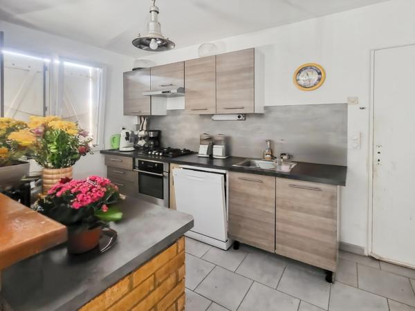 Maison de plain-pied 3 chambres avec jardin LA SUZE SUR SARTHE (72)